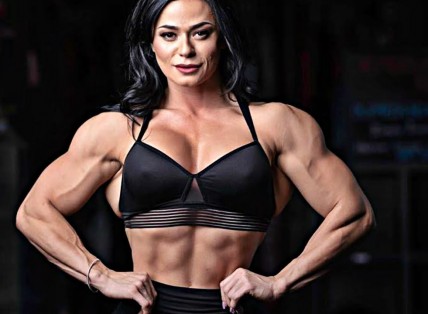 BẬT MÍ CÁCH GIẢM MỠ CỦA CÁC BODYBUILDER MÀ KHÔNG MẤT CƠ