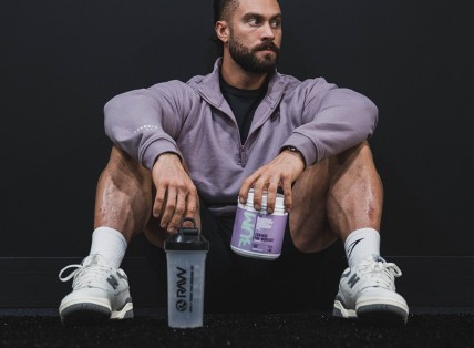 Bí Mật Đằng Sau Top 4 dòng Pre Workout Đắt Tiền Nhất! [Top Pre Workout Mạnh Nhất 2024]