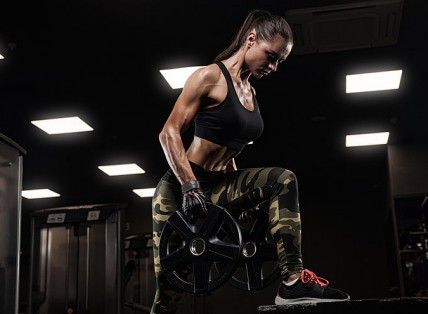 LÝ DO NỮ KHÔNG NÊN TẬP NHƯ NAM GIỚI