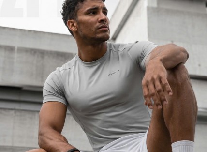 Tem Phụ Tiếng Việt Trên Whey Protein Có Ý Nghĩa Gì? Không Có Tem Phụ Có Nên Mua Không?